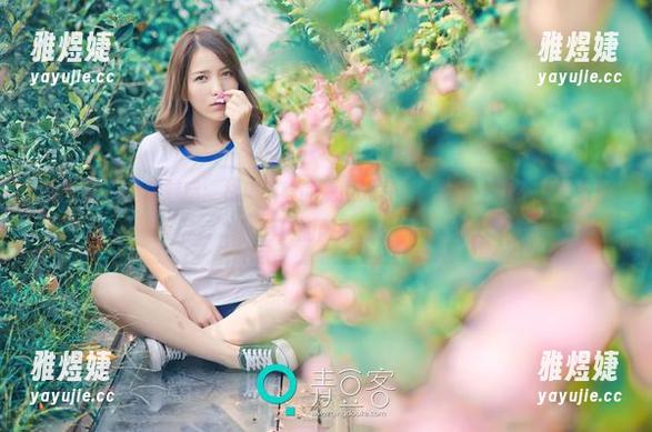 青豆客 - 私房魅惑：材质新鲜的婕西儿写真，哈哈，这不就是专职调皮的厨娘吗？