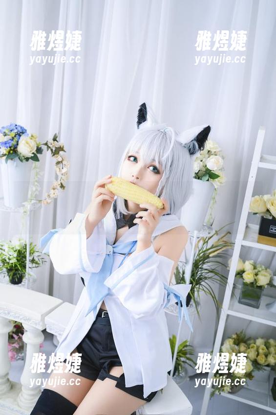 黑猫猫ovo，最新力作：新条茜，照片里藏了多少心思？